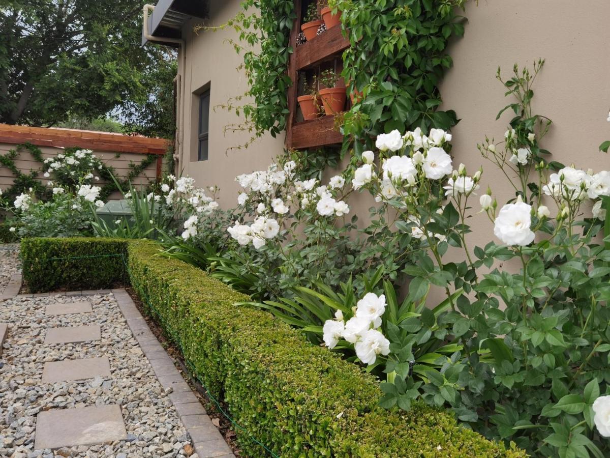 Bella Rosa Bed & Breakfast พ็อตเชฟสตรูม ภายนอก รูปภาพ